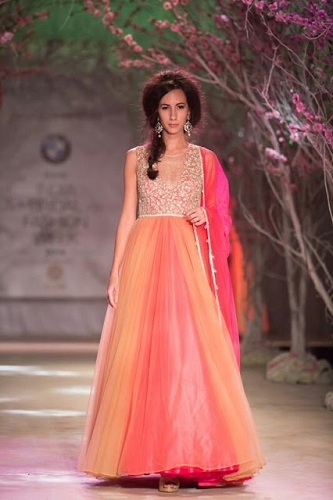 45 Latest Collection of Engagement Dresses for Bride in 2023