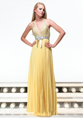 15 Beautiful and Best Evening Dresses for Women in Trend