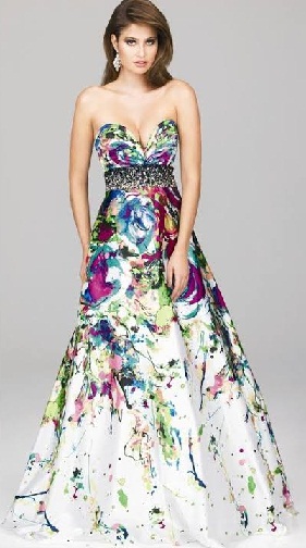 15 Beautiful and Best Evening Dresses for Women in Trend