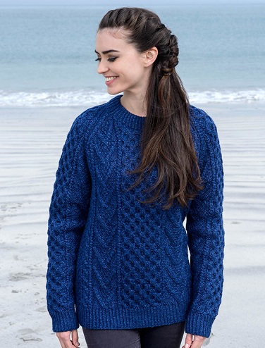 15 New Models of Knit Sweaters For Women in Winter