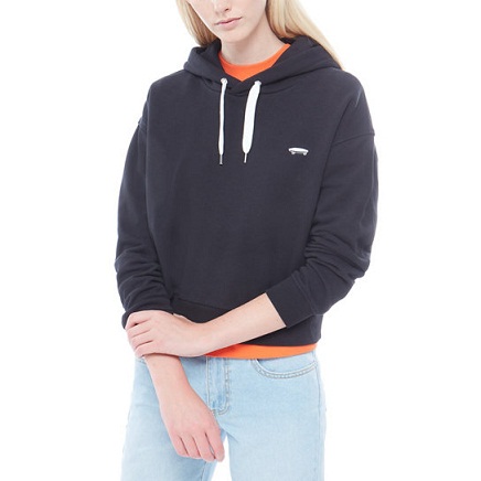 9 Stylish Pullover Sweaters For Women And Men | I Fashion Styles