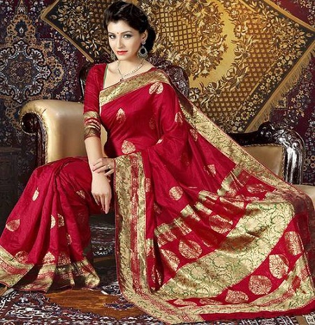 25 Unique Designs of South Indian Sarees To Know Your Tradition