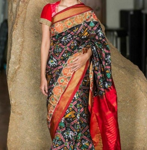 20 Stunning Pochampally Sarees That Are Sure To Mesmerise You
