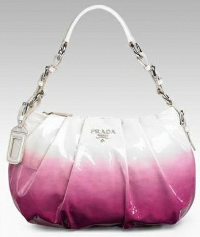 15 Simple Women&#039;s Small Handbags with Straps and Chains