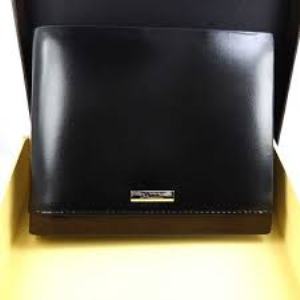 15 Top and Popular Branded Wallets in India | I Fashion Styles