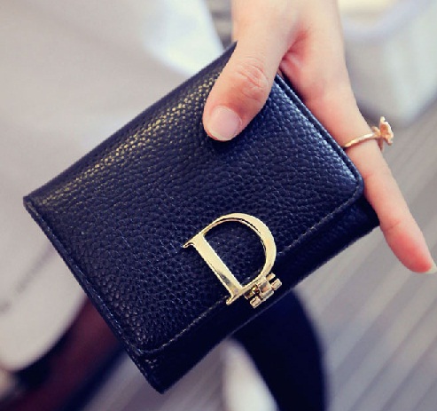 Top 9 Stylish Luxury Wallets for Men and Women in Trend