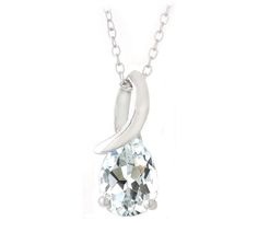 15 Latest Simple Necklace Designs for Women in Fashion