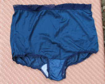 9 Awesome Granny Panties That Feel You Comfortable