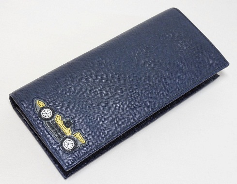 9 Popular and New Collection of Prada Wallets | I Fashion Styles