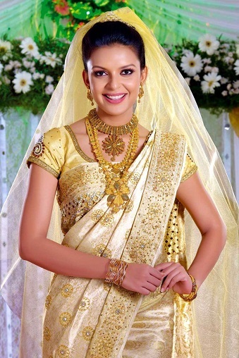 Top 10 Trending Christian Bridal Sarees with Gorgeous Look