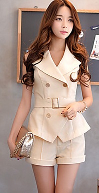 15 Stylish Beige Blazer Designs That Will Gives A Stunning Look