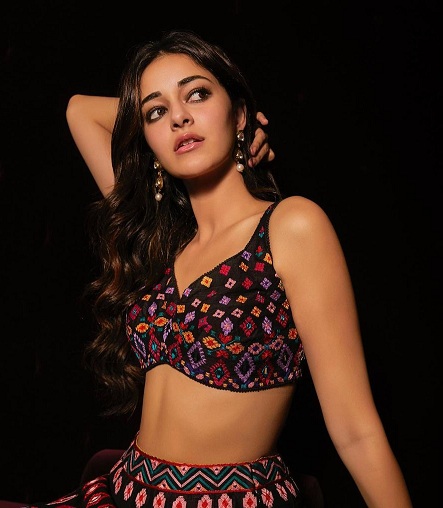 Latest Blouse Designs (2024) Ideas: Check These 100+ Stunning Models