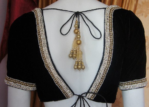 15 Stylish Blouse Designs with Border for Beautiful Look