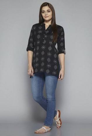 10 Trending Designs of Kurtis for Jeans for Modern Look