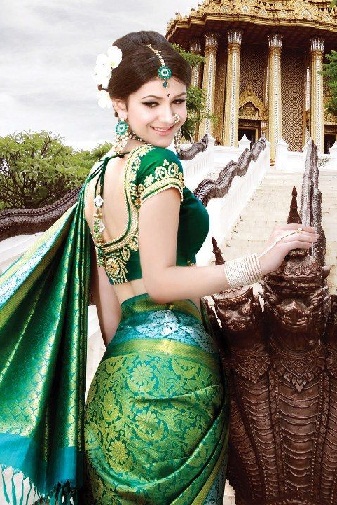 8 Different Shades Green Blouse Designs for Sarees with Images