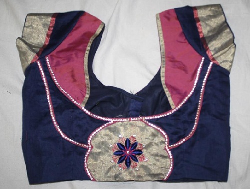 9 Stunning Designer Blouse Designs for Back Neck with Images