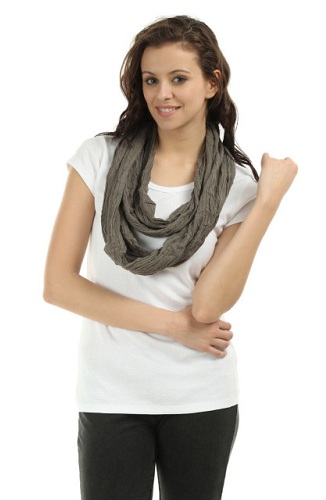 9 Best and Trendy Snood Scarf Designs For Men and Women