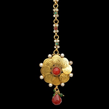 Gold Maang Tikka Designs - 15 Latest and Beautiful Models