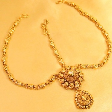 Gold Maang Tikka Designs - 15 Latest and Beautiful Models