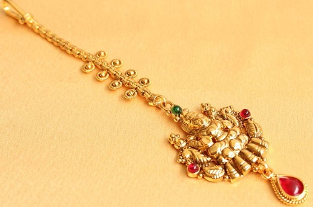 Gold Maang Tikka Designs - 15 Latest and Beautiful Models