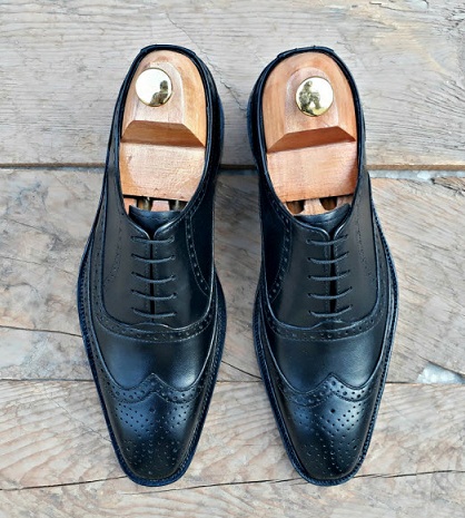 9 Stylish Collection of Black Brogues For Men And Women