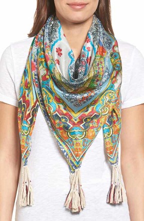 9 Trendy Summer Scarf Designs For Men And Women