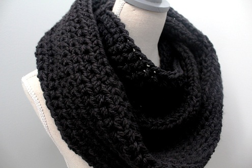 9 Latest Wool Scarf Designs For Men And Women In Trend