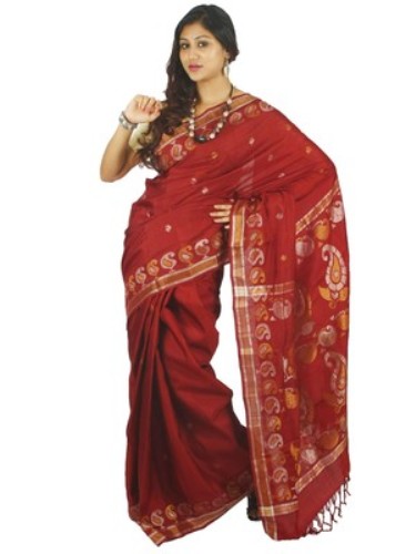 30 Latest Collection of Uppada Sarees That Will Gives A Regal Look