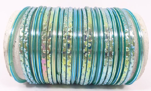 9 Stylish Designs of Green Bangles for Any Special Occasion