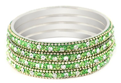 9 Stylish Designs of Green Bangles for Any Special Occasion