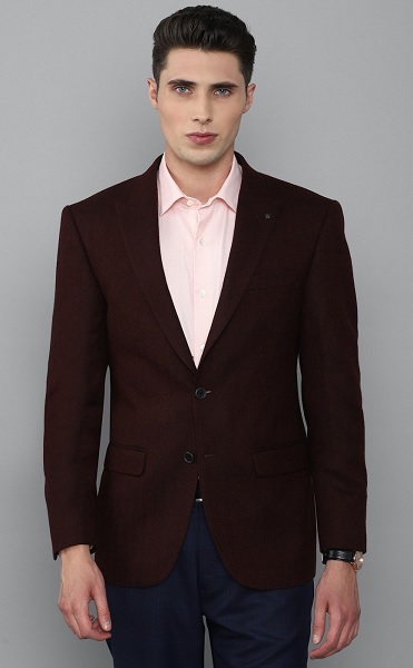 15 Trendy Designs of Maroon Blazers for Men and Women