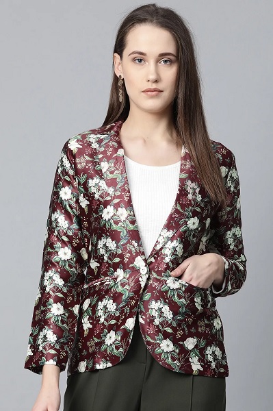 15 Trendy Designs of Maroon Blazers for Men and Women