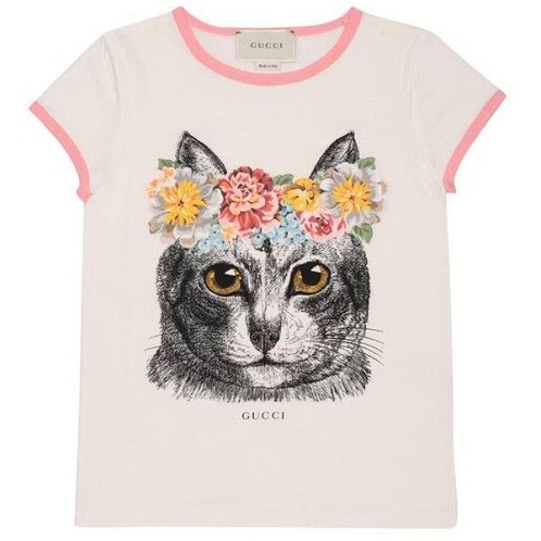 9 Latest Designs of Summer T-Shirts for Comfortable Feel