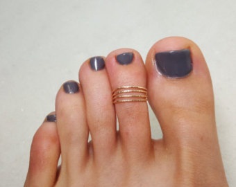 15 Traditional Toe Rings for Indian Women - Latest Models