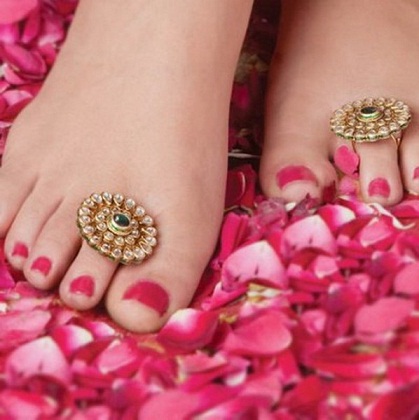 15 Traditional Toe Rings for Indian Women - Latest Models