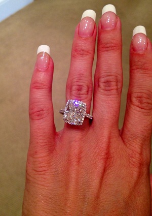 9 Stunning Designs of 5 Carat Diamond Rings in Different Shapes