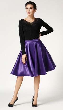 9 Latest Knee Length Skirts for Ladies with Modern Look
