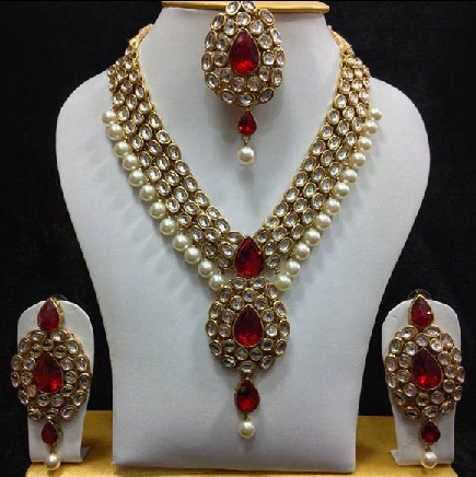 Bridal Necklace Designs - 9 Stunning and Trendy Collection