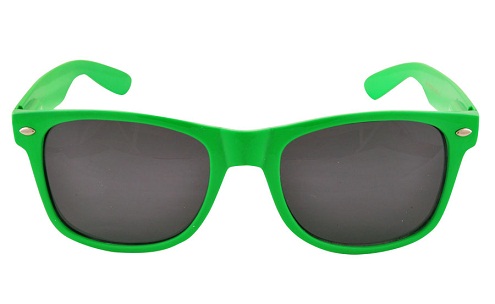 10 Classic Styles of Green Sunglasses for Men and Women