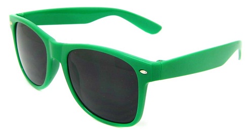10 Classic Styles of Green Sunglasses for Men and Women