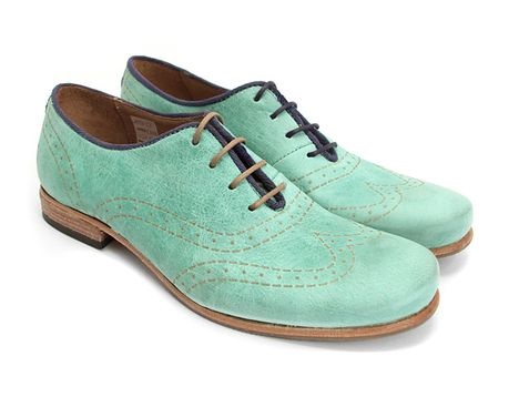10 Trending Designs of Green Shoes for Men and Women