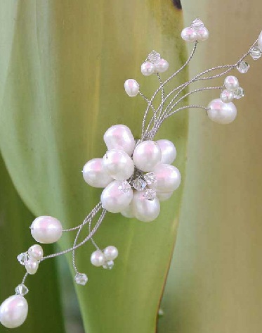 Brooches for Men and Women - 15 Latest Designs for Elegant Look