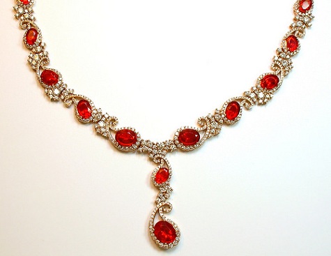25 Beautiful Diamond Necklace Designs - New Collection