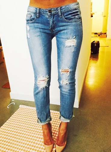 Top 30 Popular Distressed Jeans Models For Men and Women