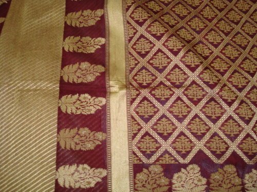 10 Finest Designs of Varanasi Sarees for Traditional Look