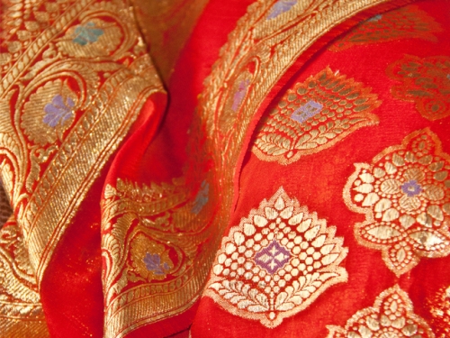 10 Finest Designs of Varanasi Sarees for Traditional Look