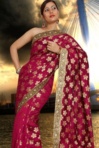 10 Finest Designs of Varanasi Sarees for Traditional Look
