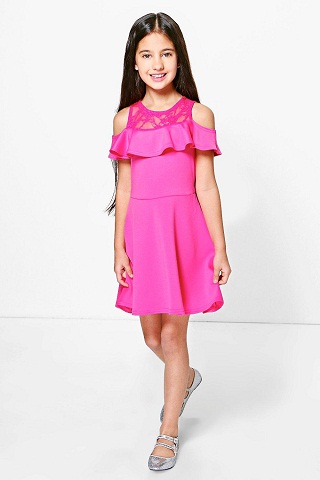 9 Latest Designs of Skater Dresses for Ladies in Trend