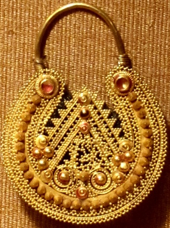 25 Latest Designs of Nose Rings for Indian Women with Trendy Look