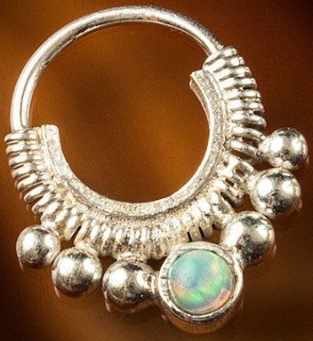 25 Latest Designs of Nose Rings for Indian Women with Trendy Look